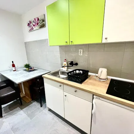 Apartment Aria